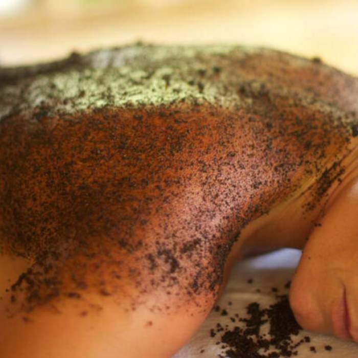 iBeauty Organic Coffee & Coconut Body Scrub - Image 5